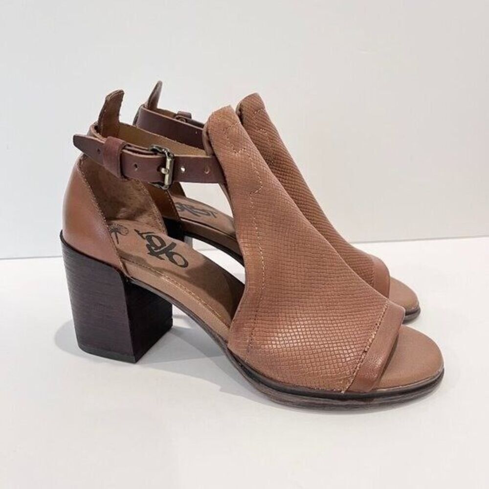 OTBT Metaphor Leather Block Heels Size 7 Women's Brown Open Toe